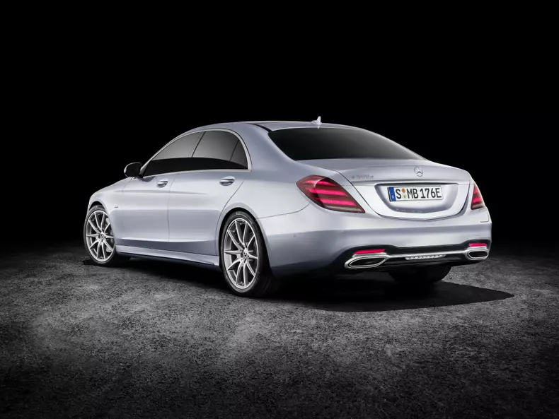 EQ Power: Neuer Plug-in-Hybrid Mercedes-Benz S 560 e: Mehr Leistung, mehr ReichweiteEQ Power: new plug-in hybrid Mercedes-Benz S 560 e : More power, more range