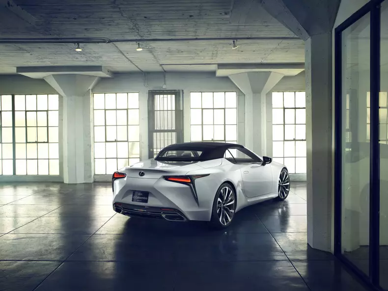 lexus lc cabrio 13