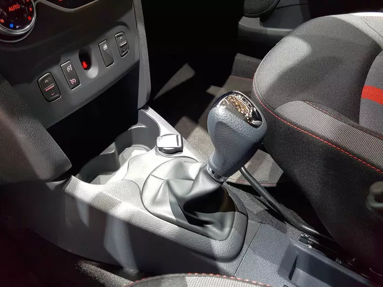 Dacia Stepway Duster Unlimited Salonul Auto Geneva 2019 27