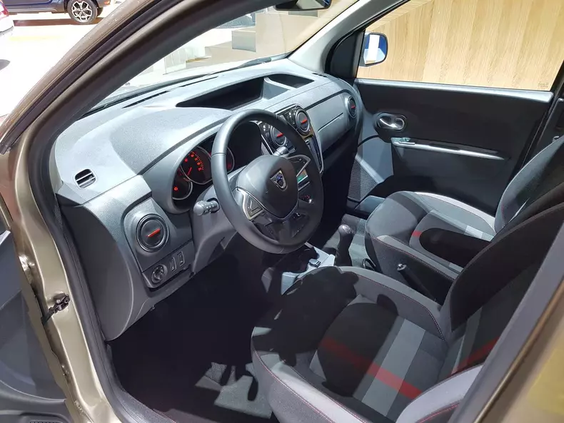 Dacia Stepway Duster Unlimited Salonul Auto Geneva 2019 42