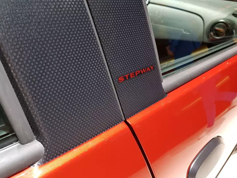 Dacia Stepway Duster Unlimited Salonul Auto Geneva 2019 47