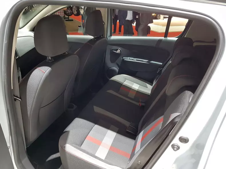 Dacia Stepway Duster Unlimited Salonul Auto Geneva 2019 9