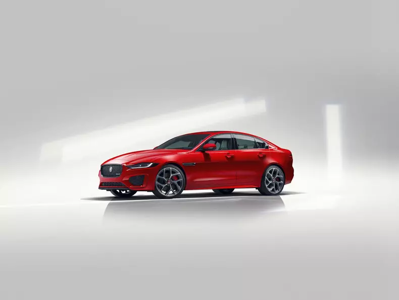Jaguar XE facelift 004