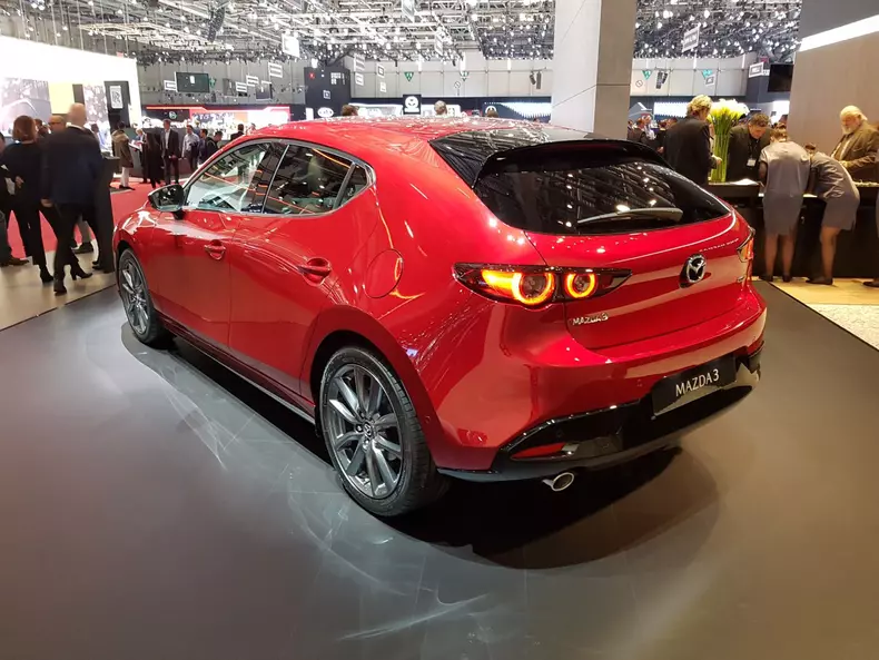 mazda Geneva 2019 002