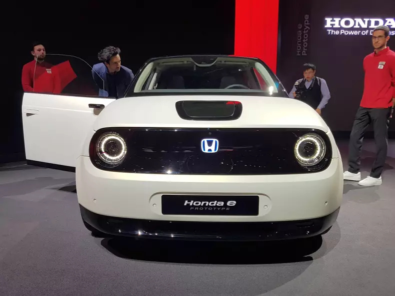 Concepte geneva 2019 006