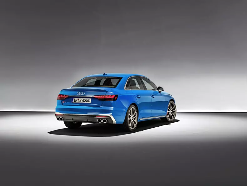 Audi A4 B9 facelift 11