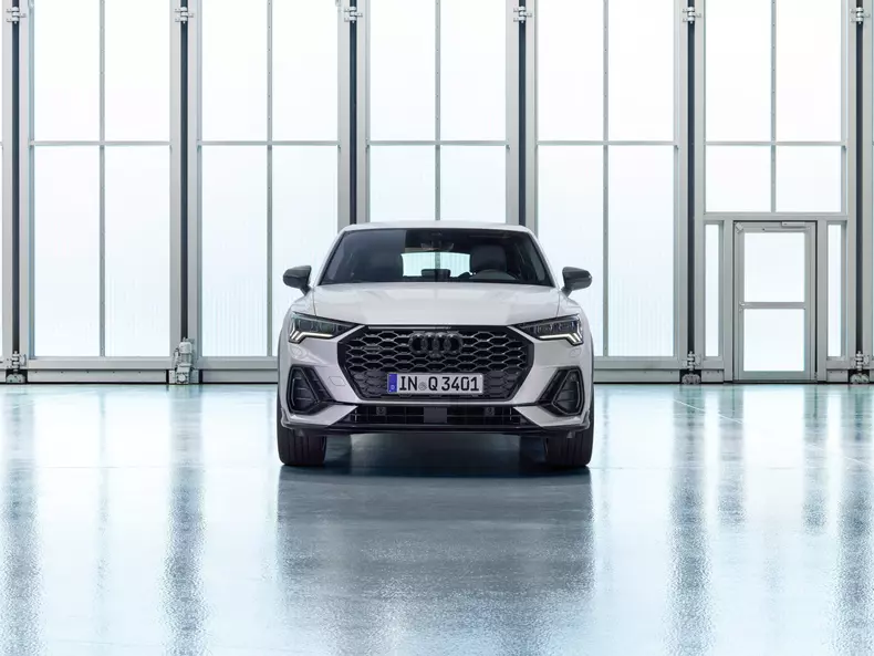 Audi Q3 Sportback 13