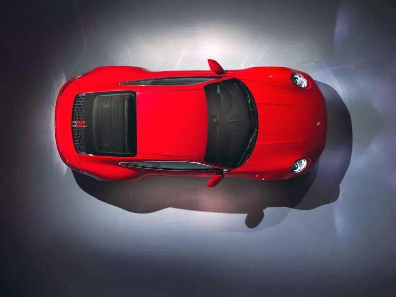 Porsche 911 Carrera 12