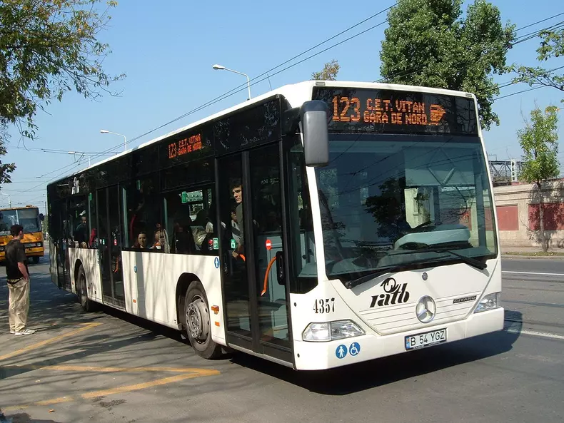 autobuz-bucuresti-tramvai