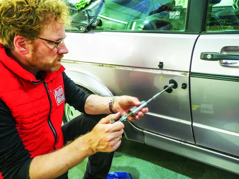 practic reparatie vopsea 005