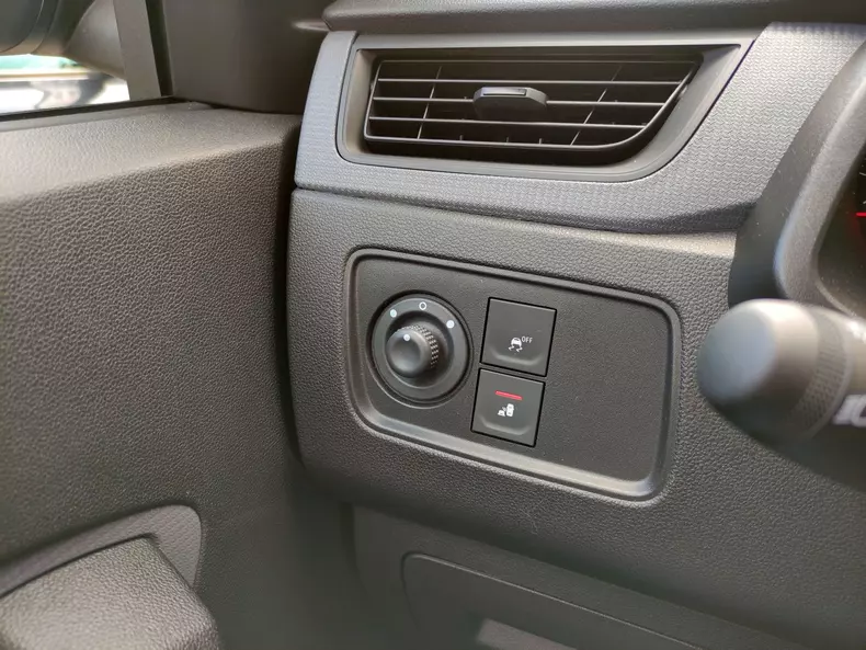 Renault Express Van 014