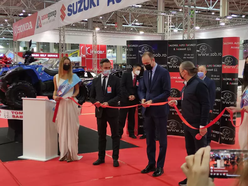 6f8f7a56-d9ec-4731-bfb5-463e8e4aef59