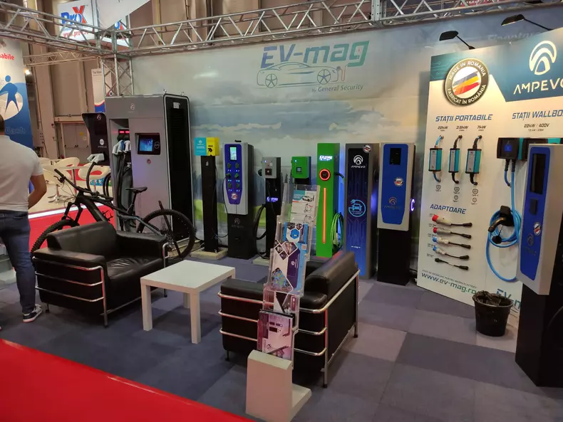 9d044c48-03d4-4238-b6f4-df555383c988