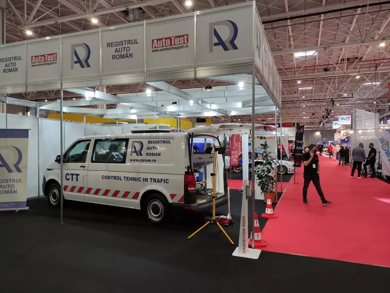 b8fe01f9-4bae-42f9-ae79-6b9c584fe617