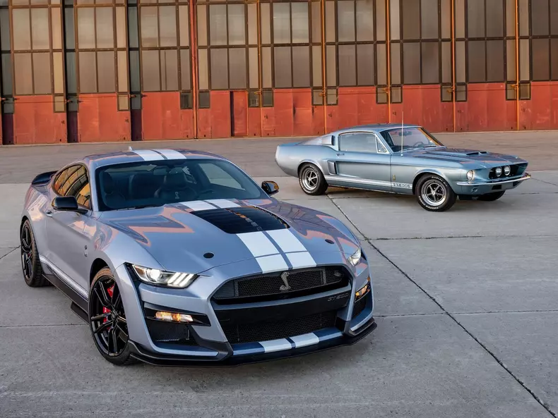2022_Heritage_Ford Mustamg Shelby GT500_02