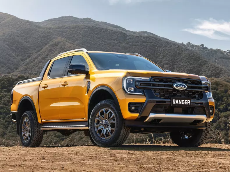 Ford-Ranger-2023-1600-04