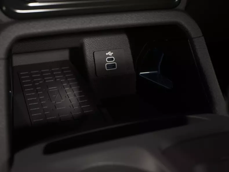 Ford-Ranger-2023-1600-2c