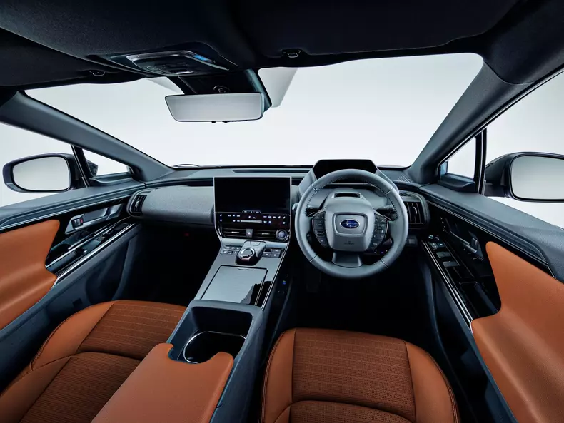 Subaru-Solterra-2023_08