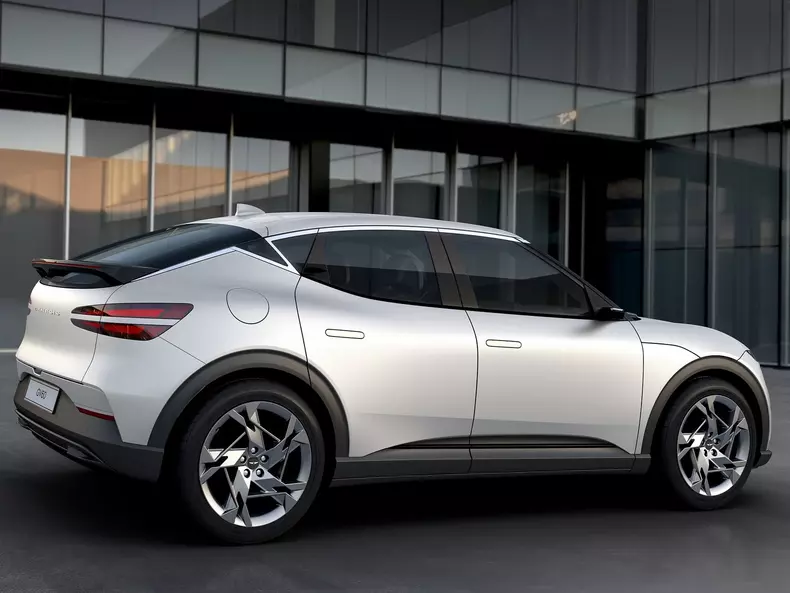 Genesis-GV60-2022-1600-15