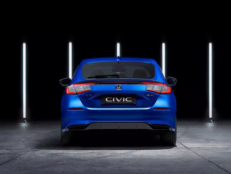 Honda-Civic_eHEV_EU-Version-2023-1600-09