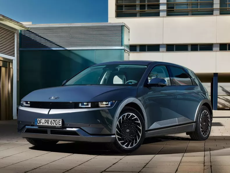 Hyundai-Ioniq_5-2022-1600-09