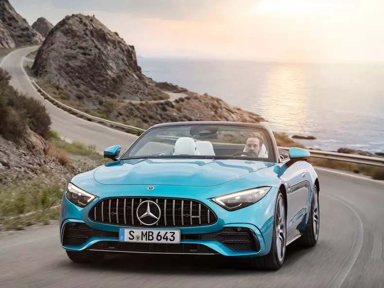 Mercedes-Benz-SL_43_AMG-2023-1600-07