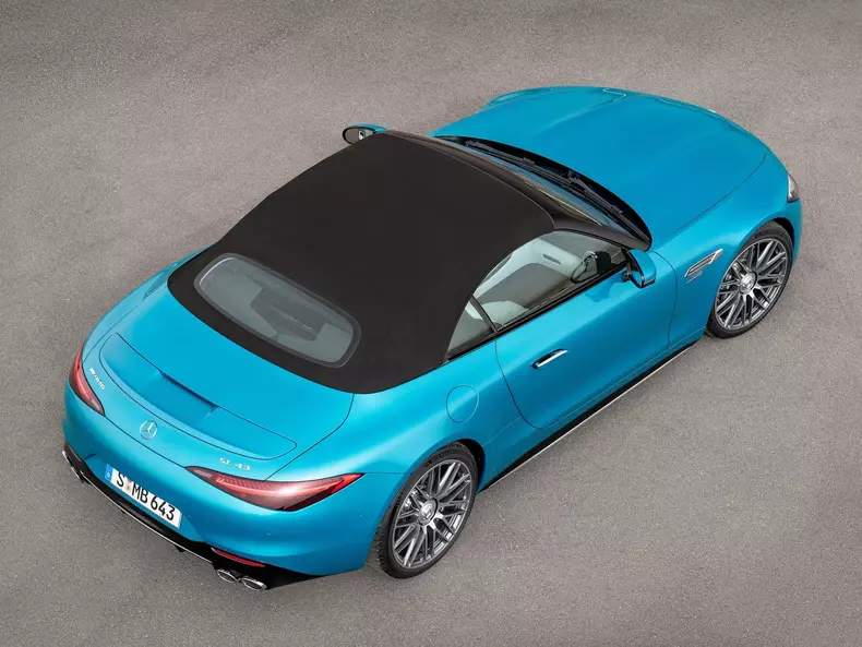 Mercedes-Benz-SL_43_AMG-2023-1600-13