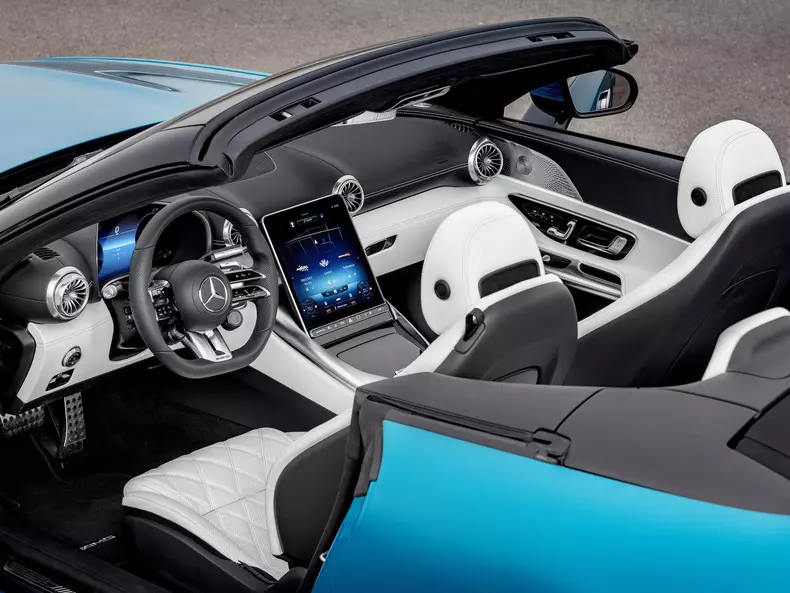 Mercedes-Benz-SL_43_AMG-2023-1600-24