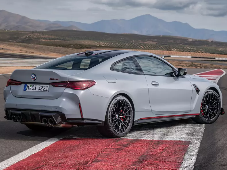 BMW-M4_CSL-2023-1600-3a