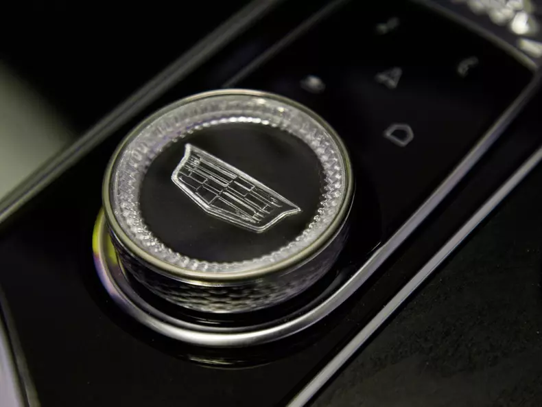 Cadillac-Lyriq-2023-1600-23