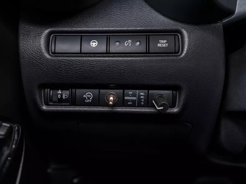 Nissan-Juke_Hybrid_Rally_Tribute_Concept-2022-1600-3c