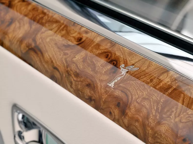 Rolls-Royce-Ghost-2010-1600-65