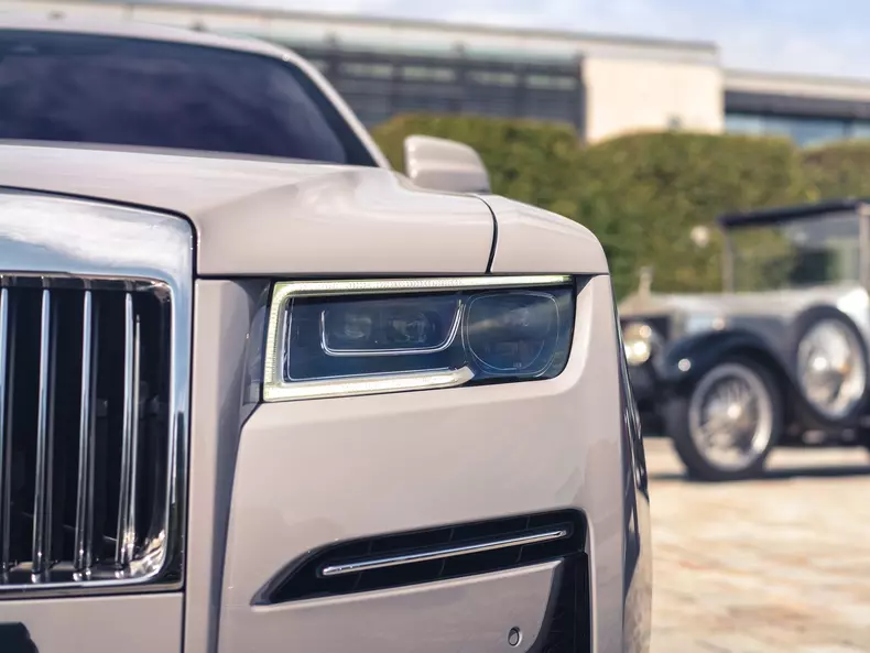 Rolls-Royce-Ghost-2021-1600-69