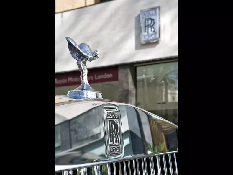 Rolls-Royce-Phantom-2003-1600-8b