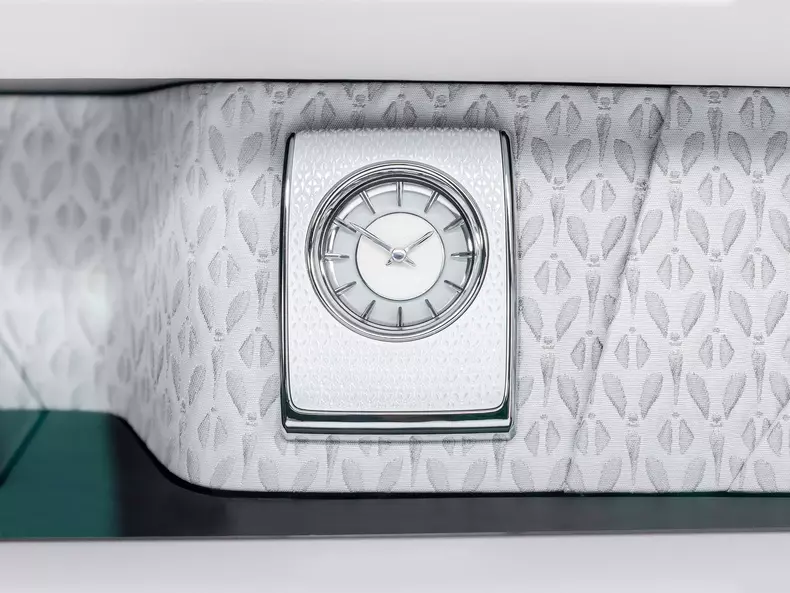 Rolls-Royce-Phantom_Series_II-2023-1600-11