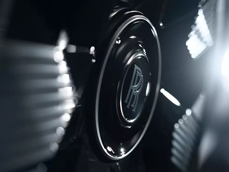 Rolls-Royce-Phantom_Series_II-2023-1600-1e