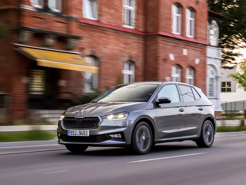 Skoda-Fabia-2022-1600-1d