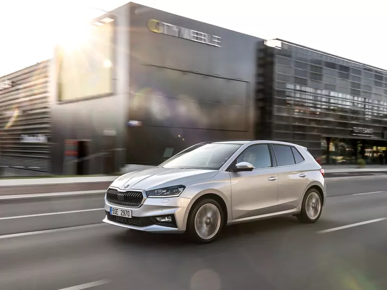 Skoda-Fabia-2022-1600-20