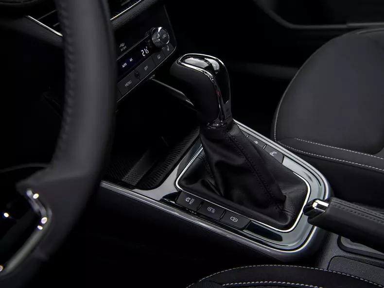 Skoda-Fabia-2022-1600-95