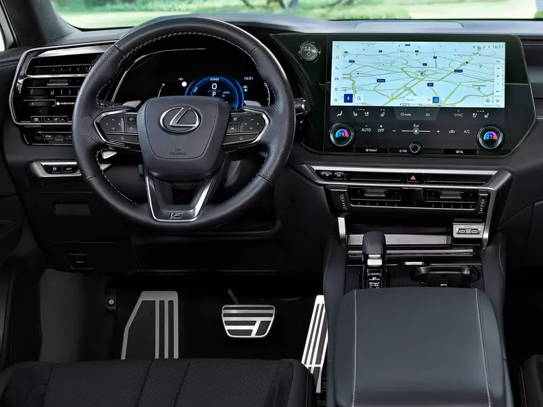 Lexus-RX-2023-1600-29