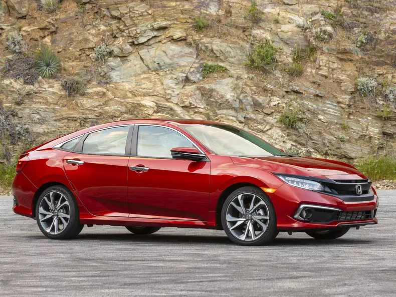 2019 Honda-Civic_Sedan-2019-1600-07
