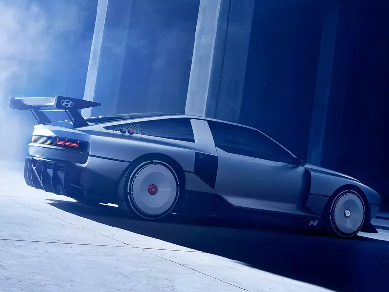 Hyundai-N_Vision_74_Concept-2022-1600-05