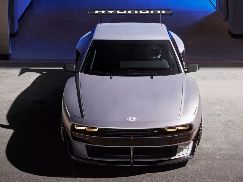 Hyundai-N_Vision_74_Concept-2022-1600-09