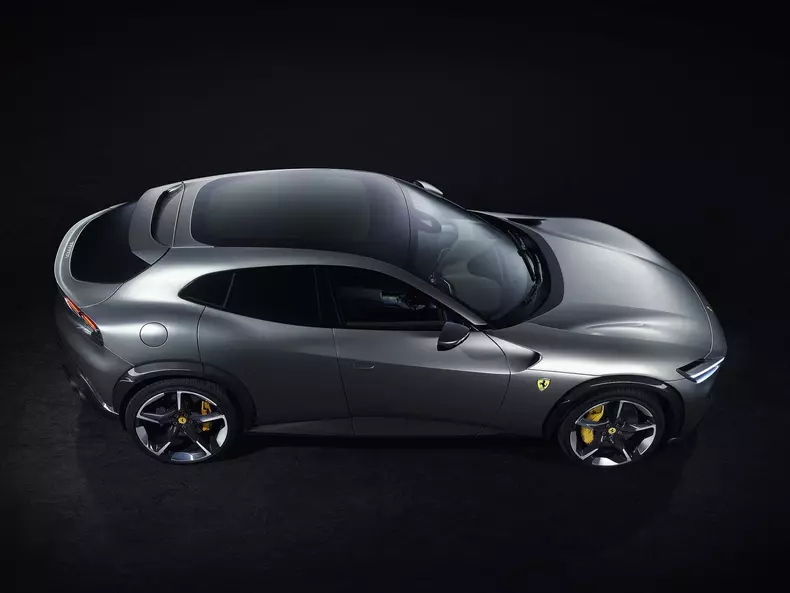 Ferrari-Purosangue-2023-1600-07