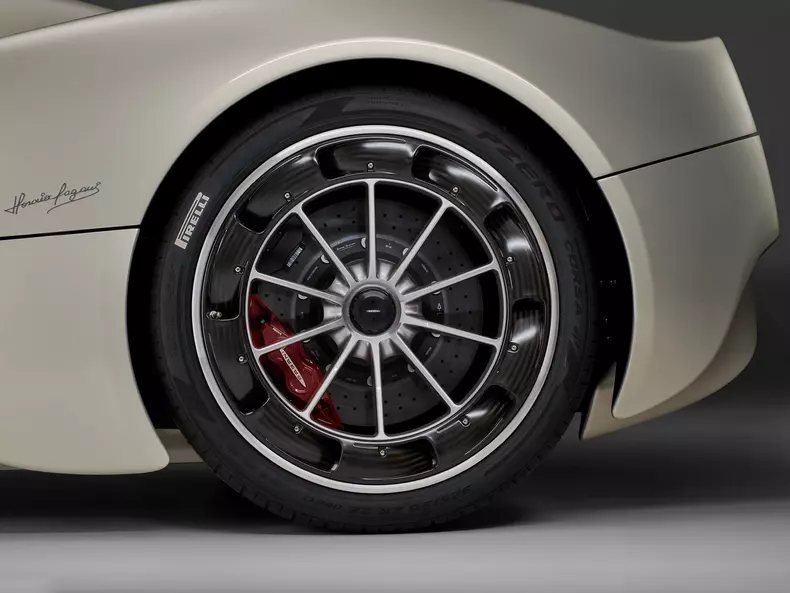 Pagani-Utopia-2023-1600-13