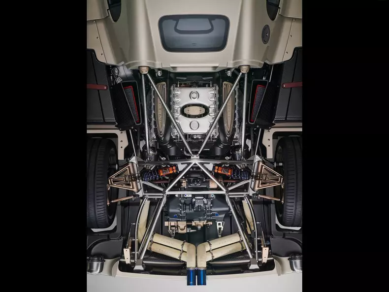 Pagani-Utopia-2023-1600-1a