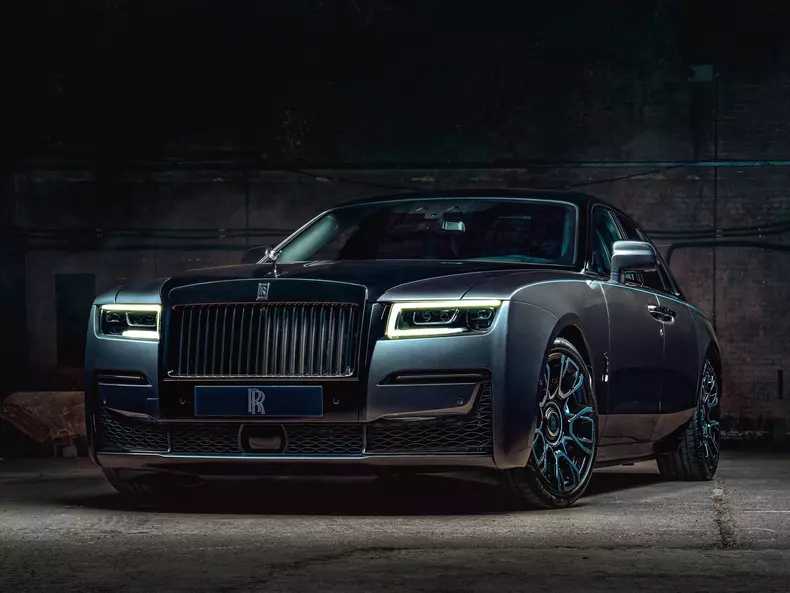 Rolls-Royce-Ghost_Black_Badge-2022-1600-01
