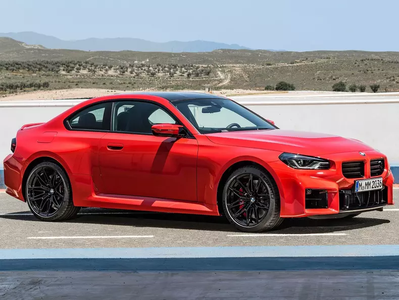 BMW-M2-2023-1600-0b