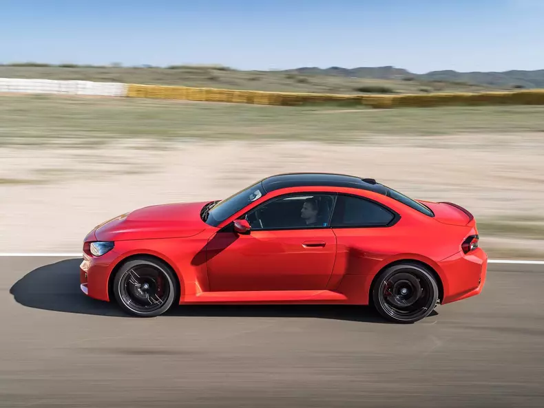 BMW-M2-2023-1600-4d
