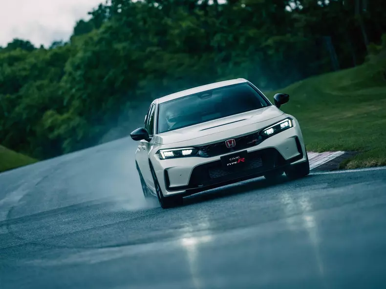 Honda-Civic_Type_R-2023-1600-04